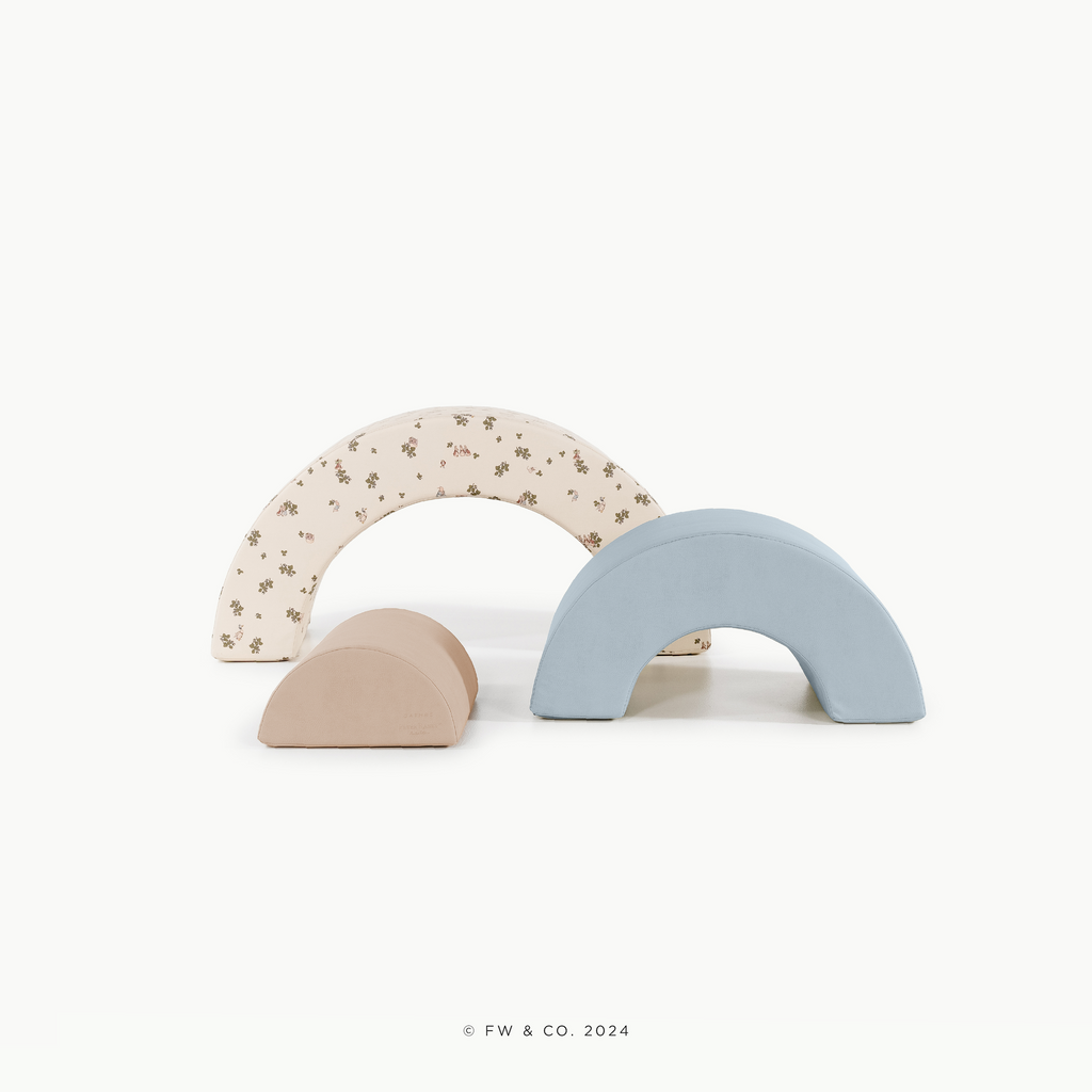 Peter Rabbitª ¥ Our Beatrix Blue ¥ Millet@image shot of arc playset