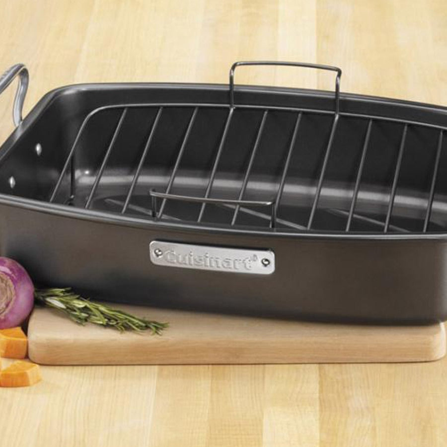 Roasting And Lasagna Pans 17" x 13" Nonstick Roaster with V-Rack in Black