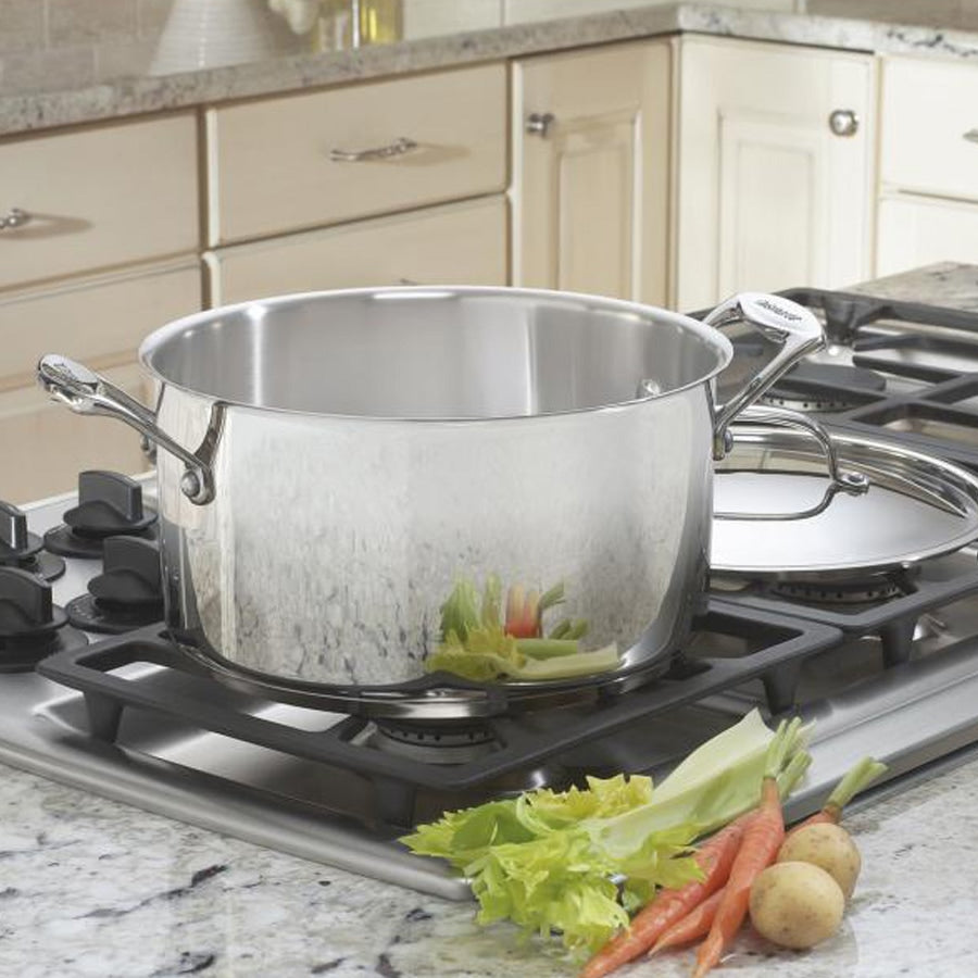 Chef's Classic® Stainless 6 Quart Stockpot with Cover in Stainless Steel