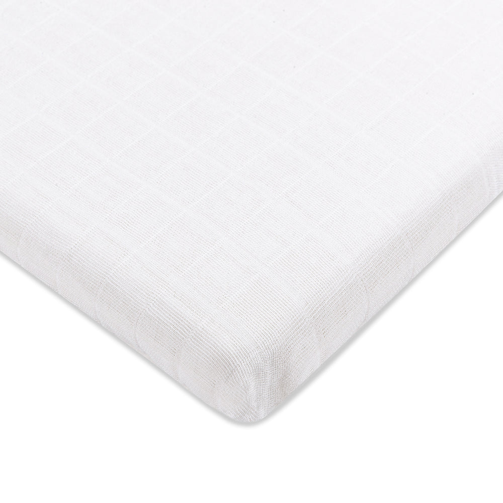 All-Stages Bassinet Sheet in GOTS Certified Organic Muslin Cotton in White