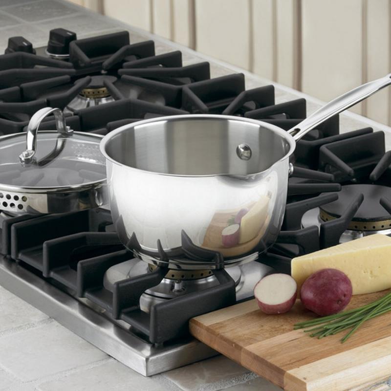 2 Quart Pour Saucepan in Stainless Steel