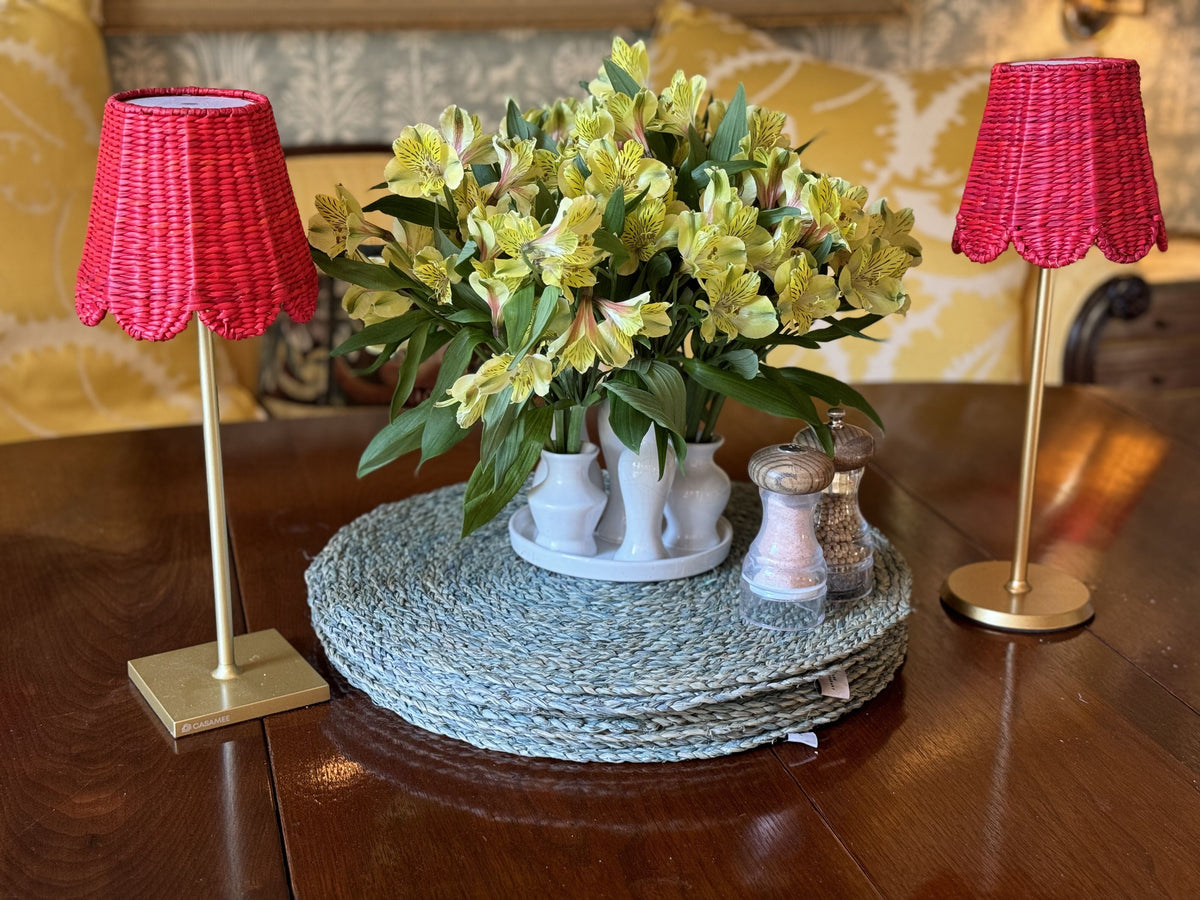 Small Seagrass Shade Cover Scalloped in Red