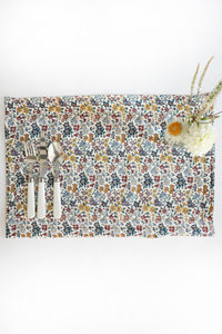 Reversible Stitch Placemat made with Liberty Fabric FEATHER MEADOW & ANNABELLA - Coco & Wolf