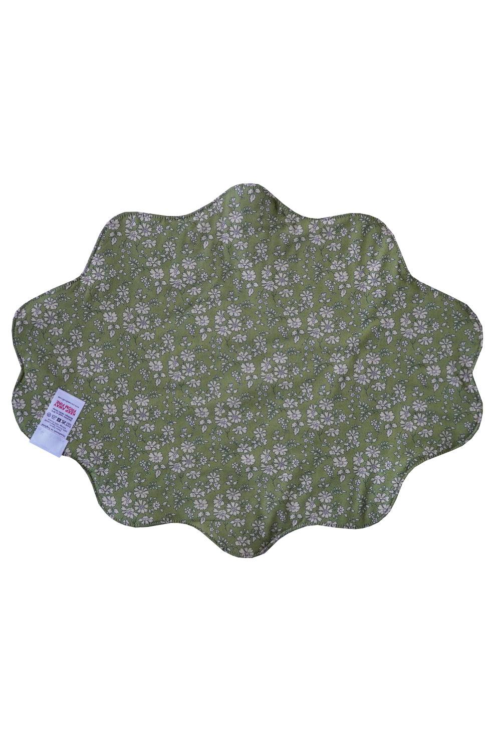 Reversible Wavy Placemat made with Liberty Fabric BETSY STAR & CAPEL PISTACHIO - Coco & Wolf