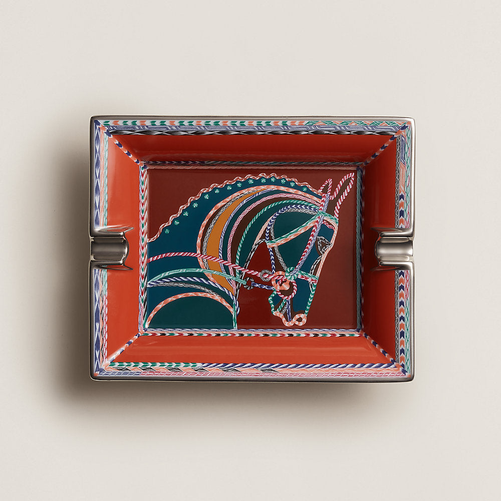 ASHTRAY
