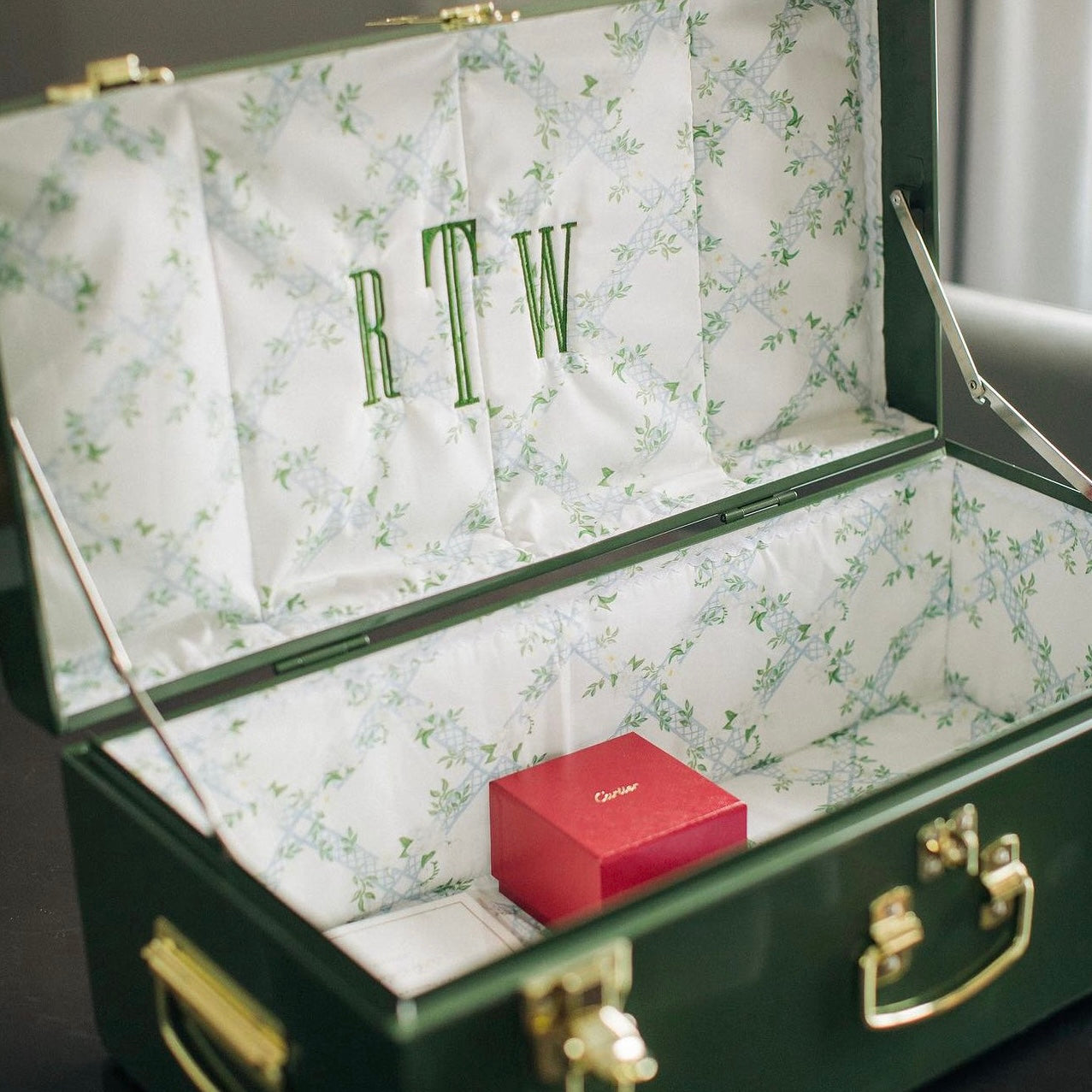 Wedding Keepsake Trunk