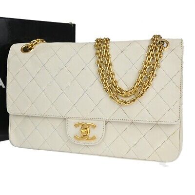 CHANEL CC Matelasse 25 Double Flap Chain Shoulder Bag Leather White GHW 636RJ391