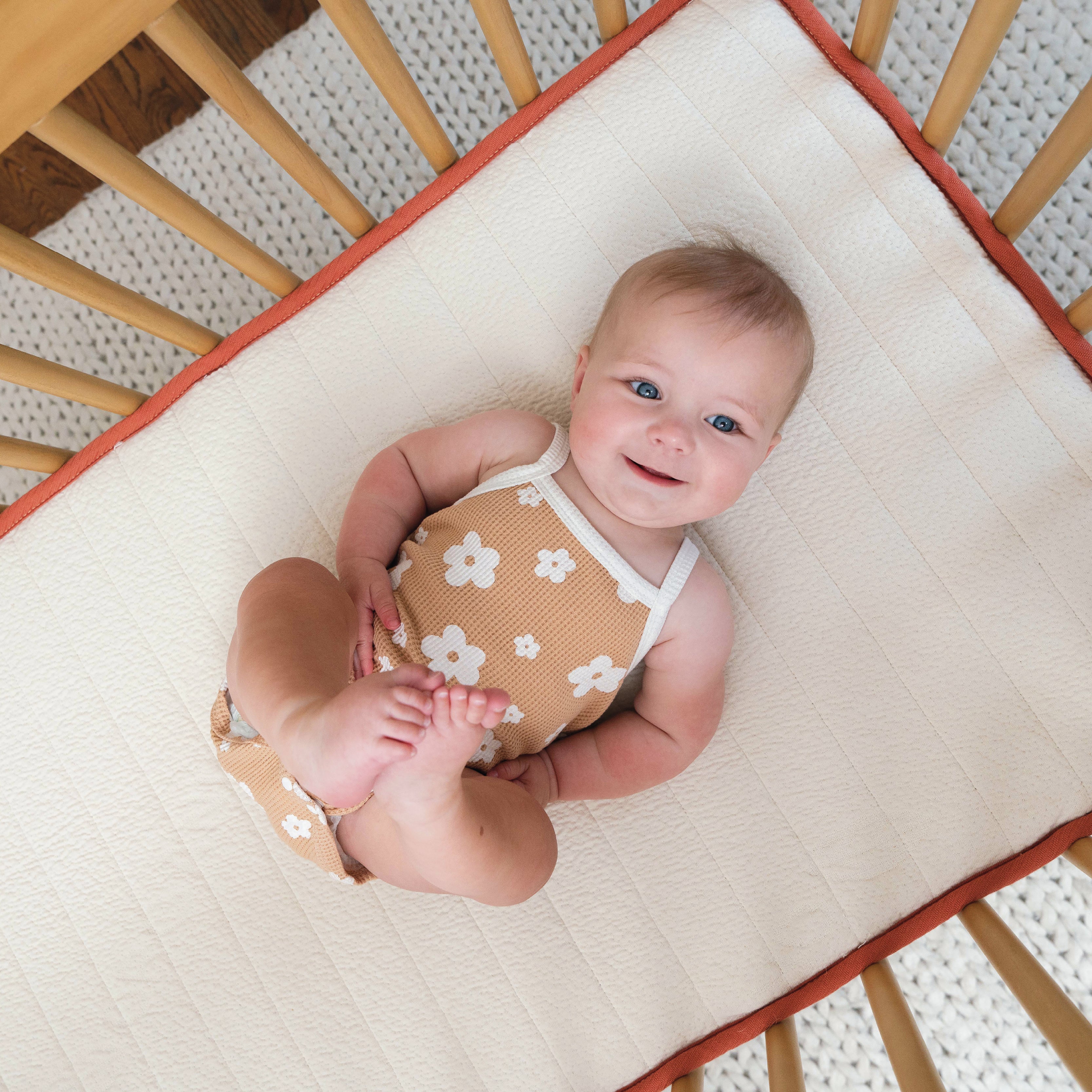 babyletto x Avocado Organic Mini Crib Mattress in White