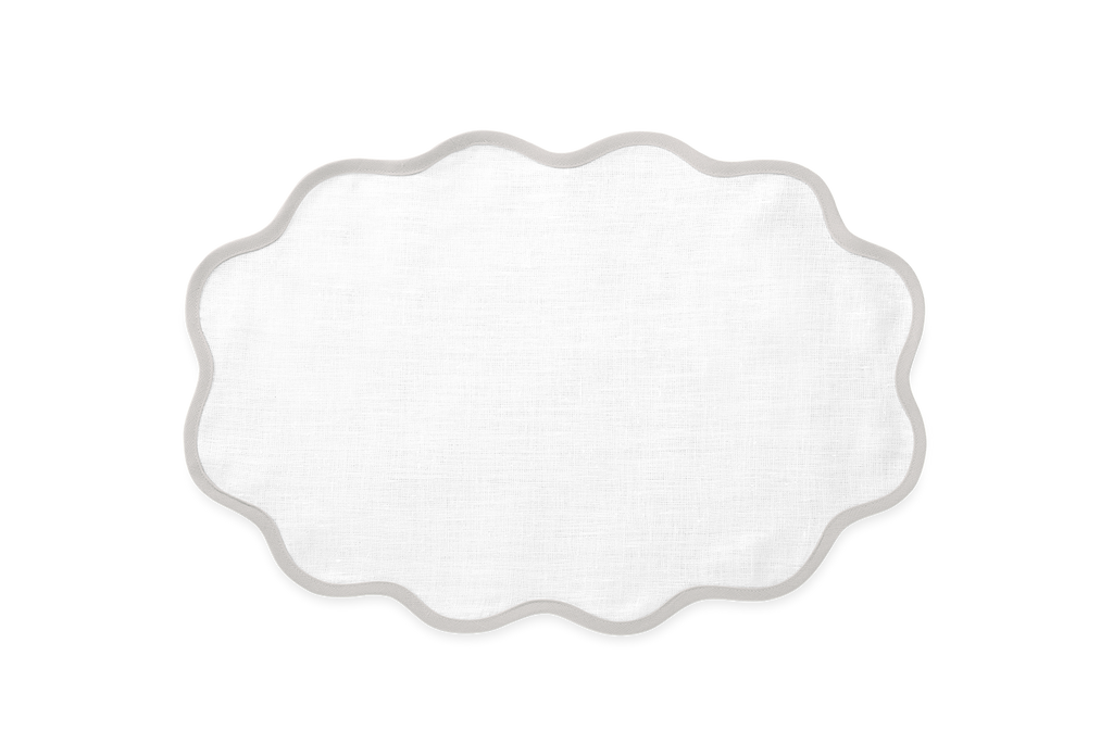 Scallop Edge Oval Placemat, Set of 4