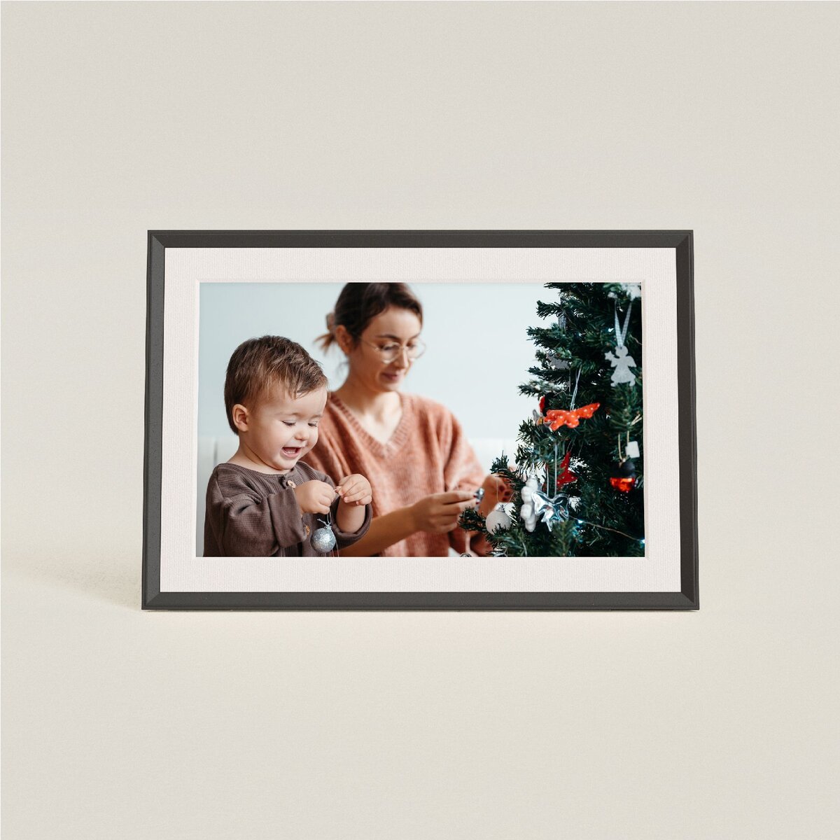 Aura Digital Frame