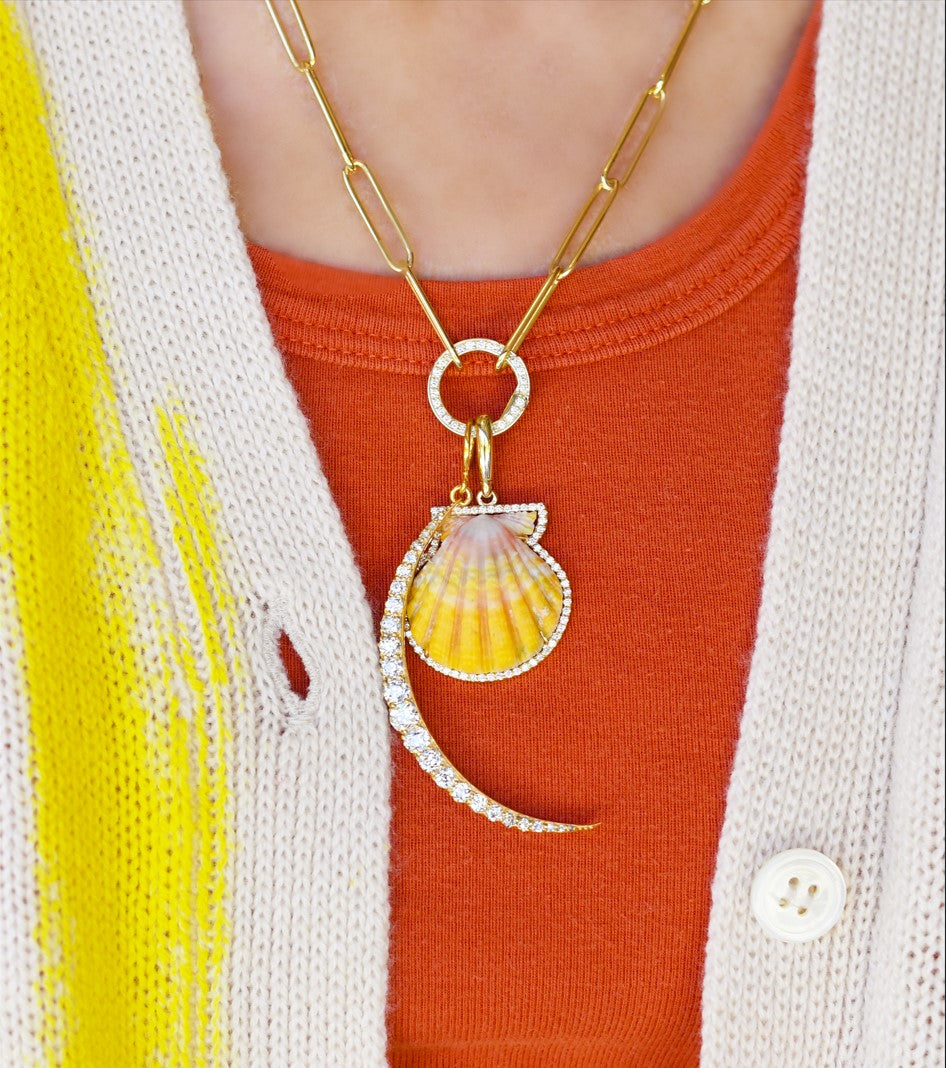 Shell In Diamond Frame Charm
