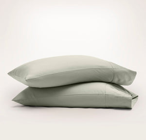 Signature Hemmed Pillowcase Set in Sageleaf