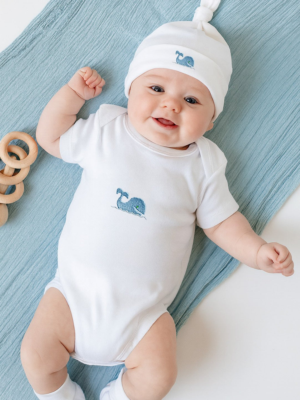 Knotted Baby Hat in Combed Cotton Embroidered
