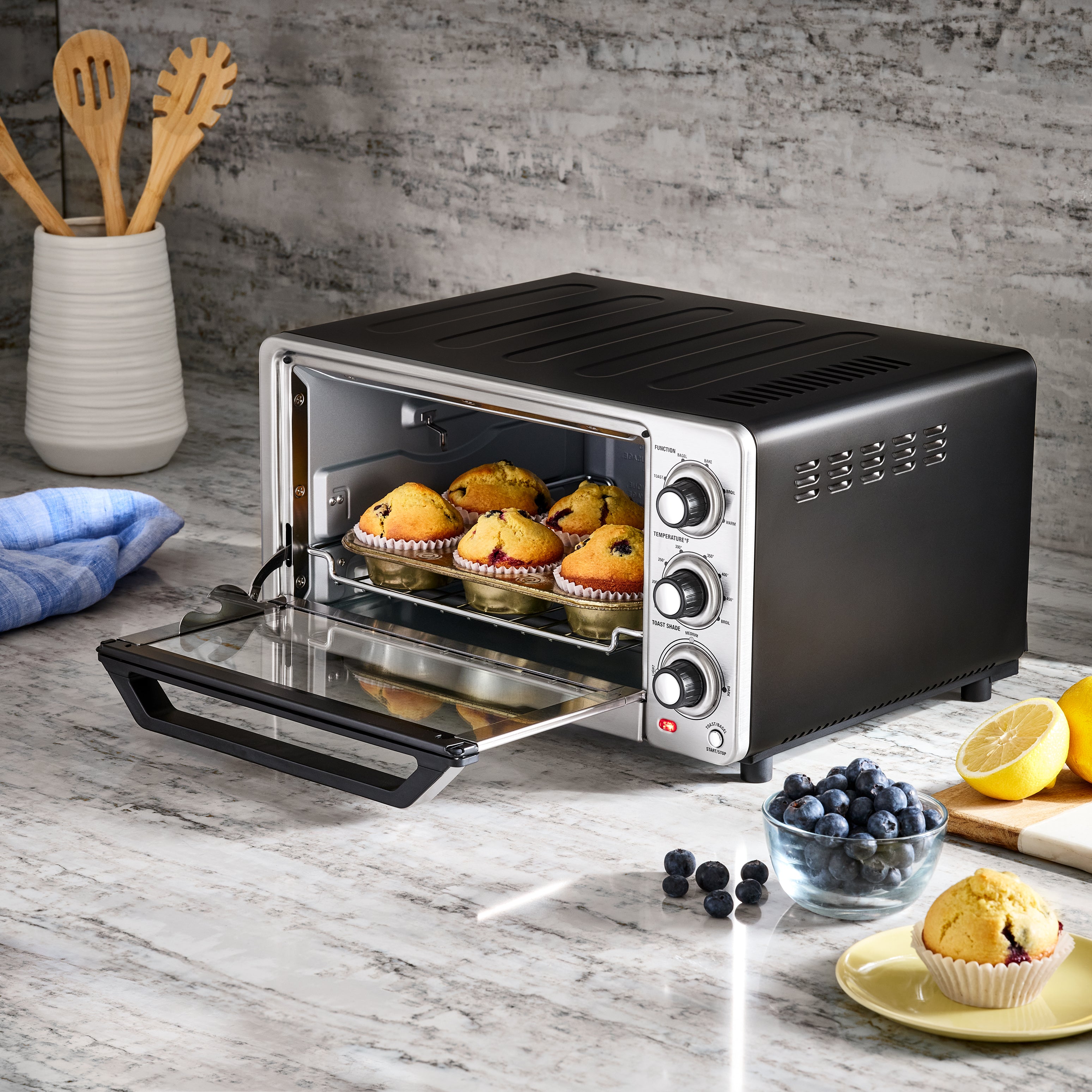 CustomClassicª  Toaster Oven Broiler