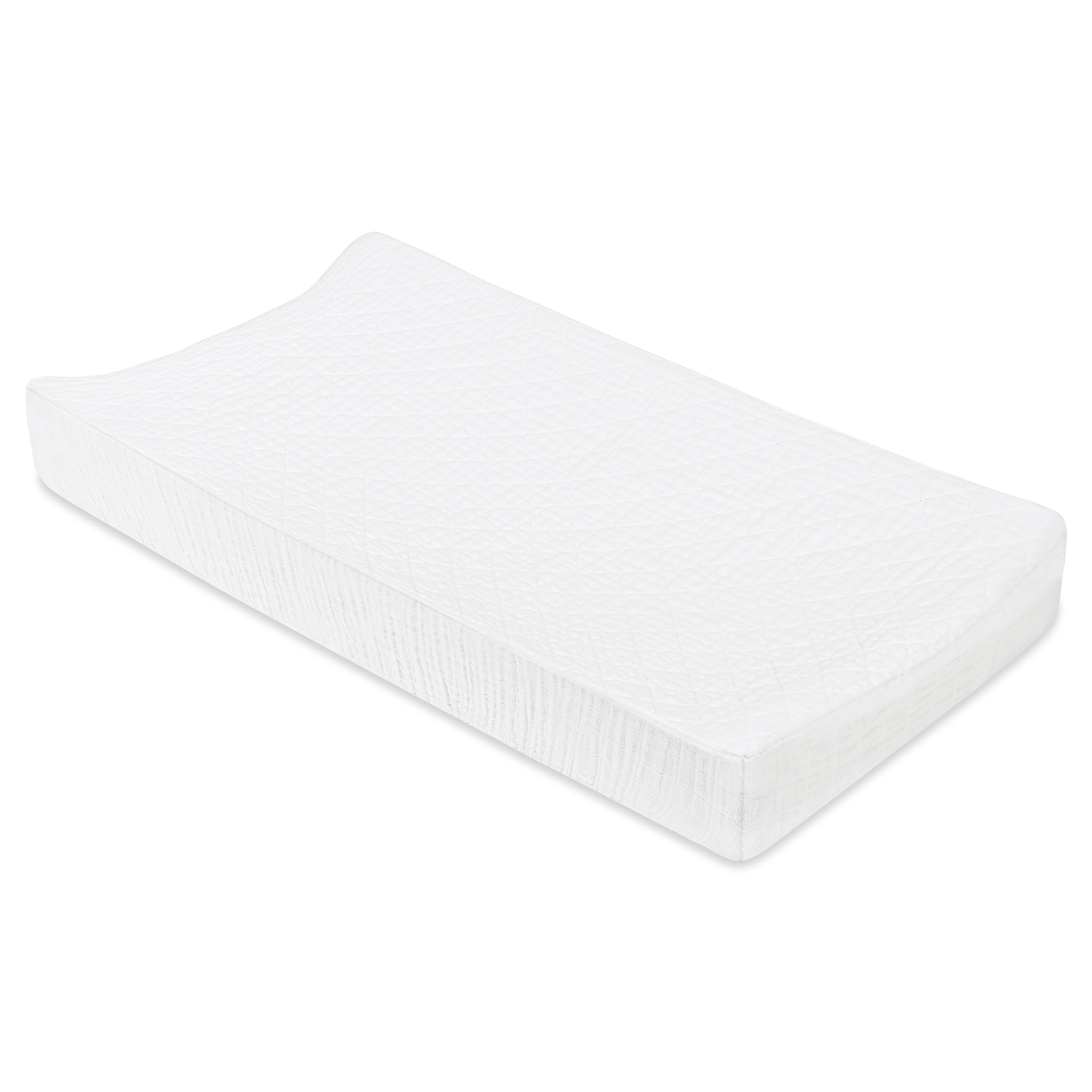 Quilted Changing Pad Cover in GOTS Certified Organic Muslin Cotton in White