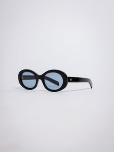 [variant:Black / Blue]