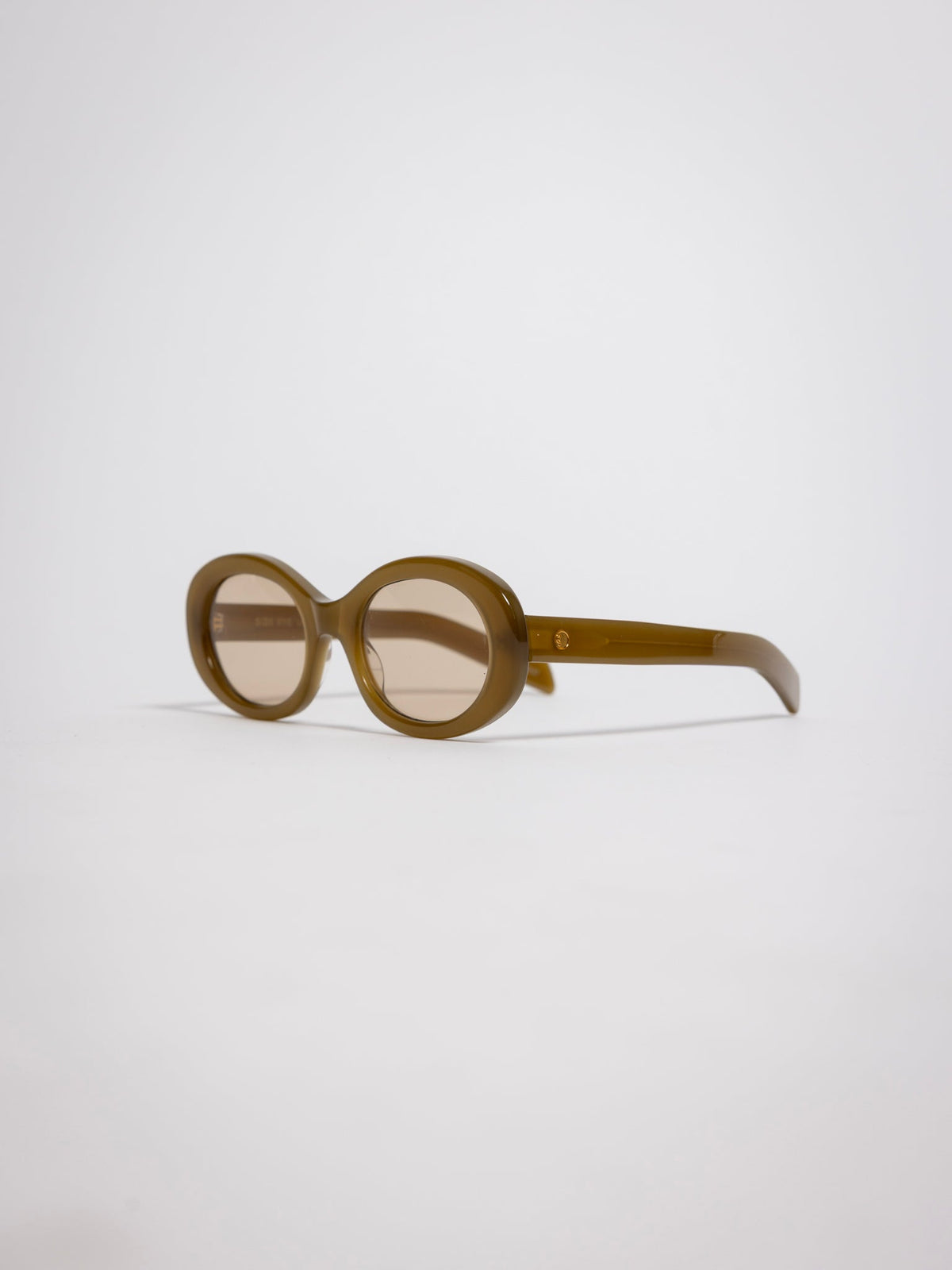 [variant:Olive]