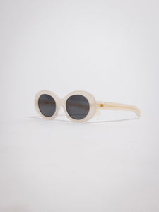 [variant:White]