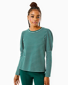 Model is wearing the Webster Top in Ivy/ Super White Stripe with the Everyday Legging in Ivy