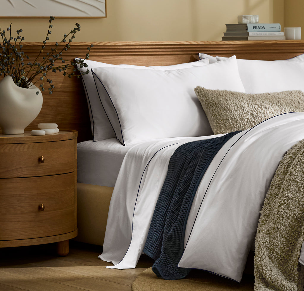 Signature Piped Edge Sheet Set