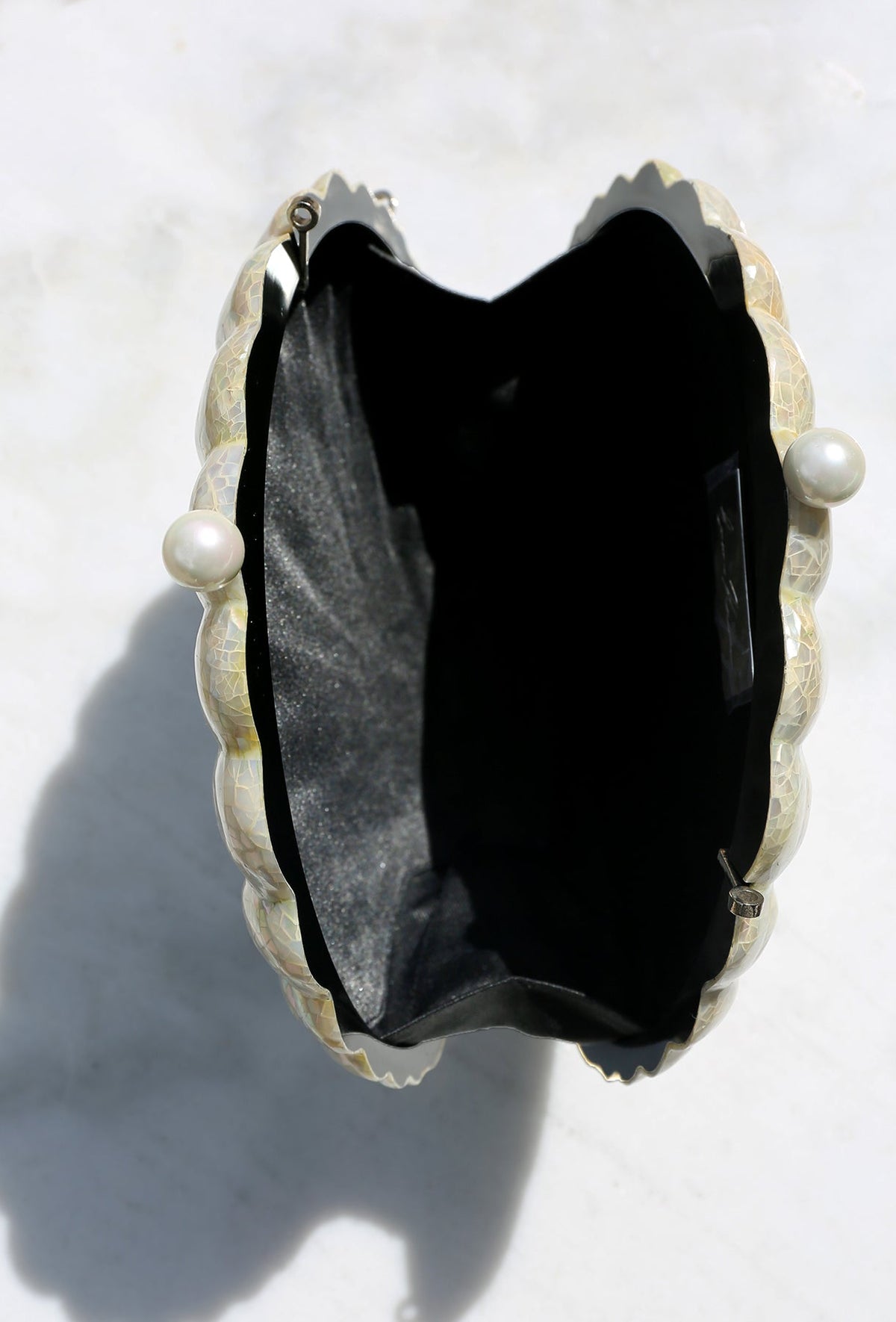 Le Sirenuse in Mother of Pearl
