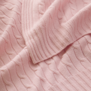 Cable Cashmere Throw in Pale Pink
