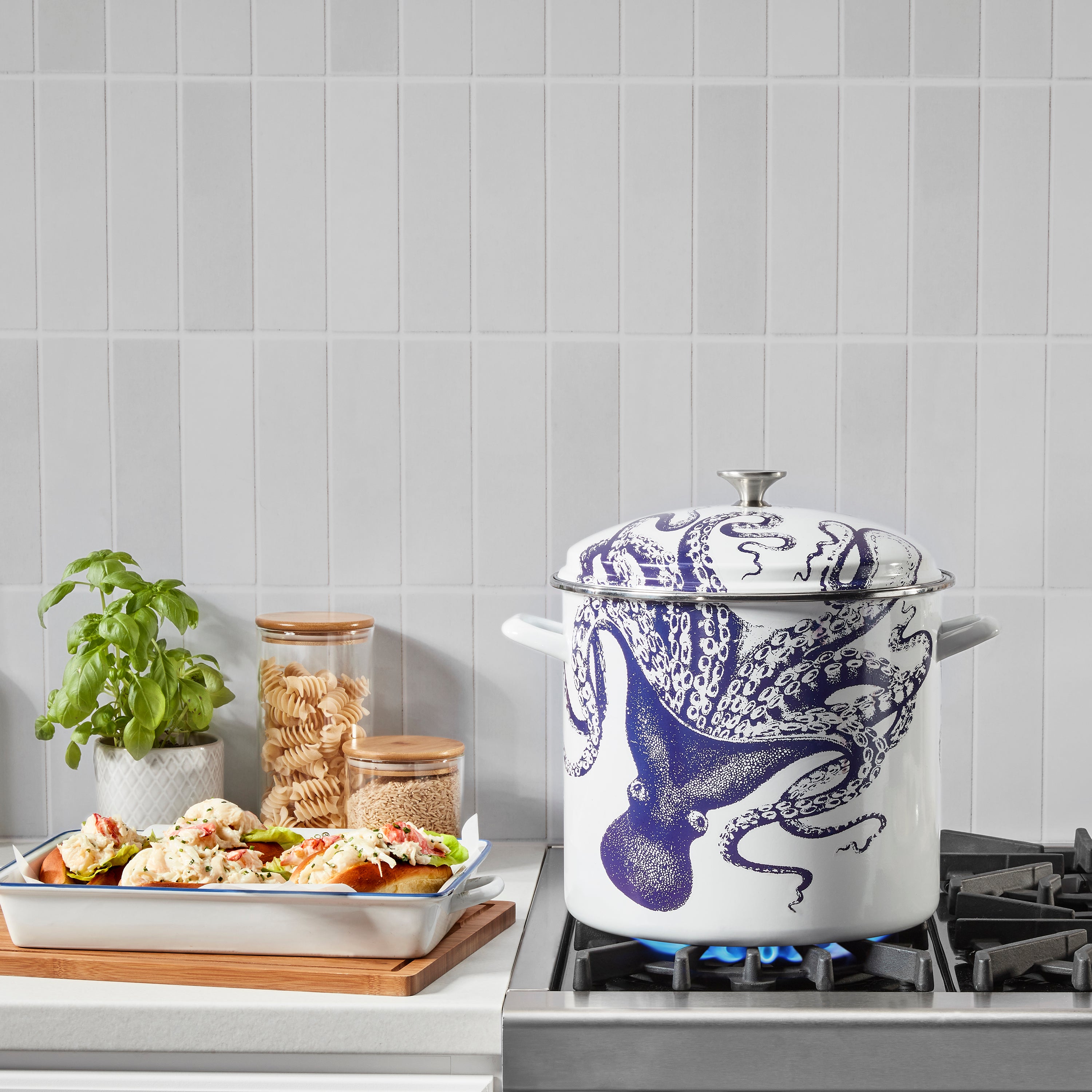 Caskata® Lucy 16 Qt. Enamel on Steel Stockpot