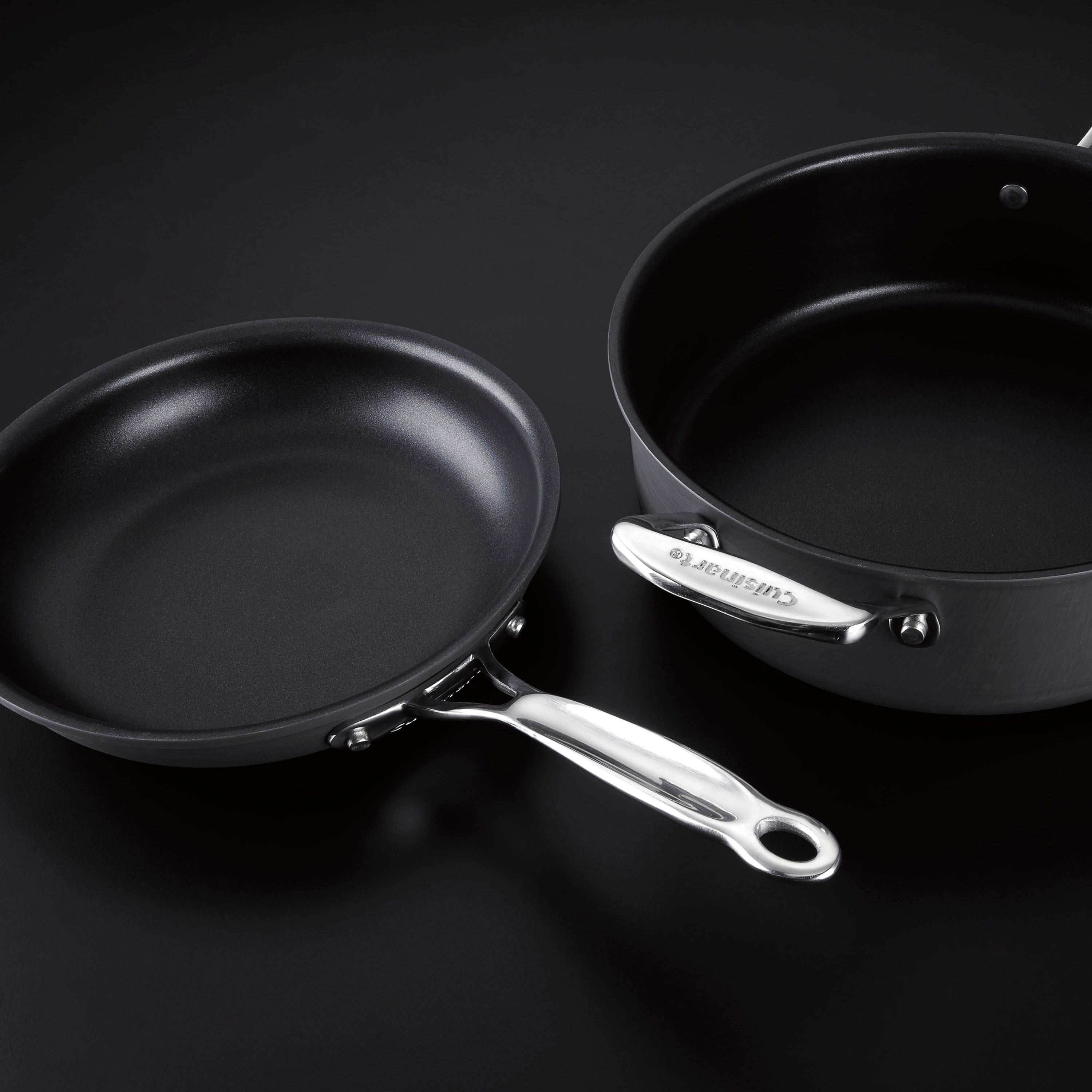 Chef's Classic® Nonstick Hard Anodized 11-Piece Set in Black