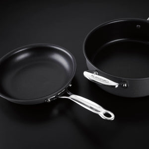 Chef's Classic® Nonstick Hard Anodized 11-Piece Set in Black