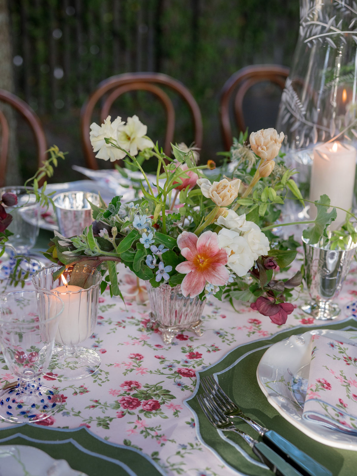 Rose Garden Tablecloth