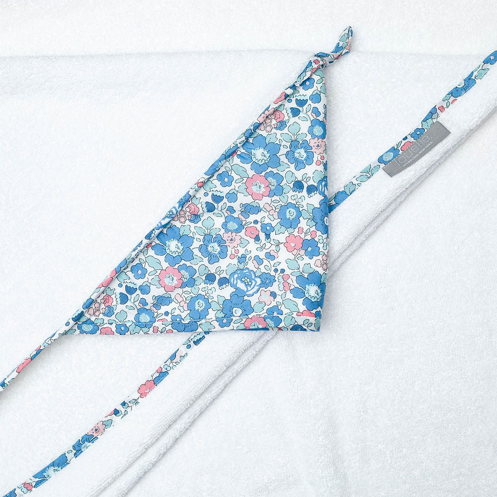 Hooded Towel In Liberty Betsy Blue