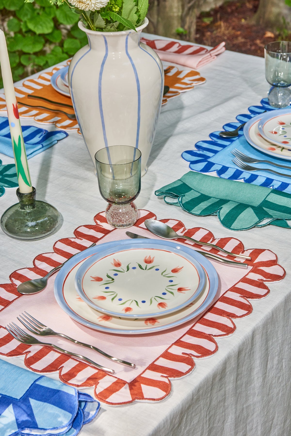Jardin Hand Painted Dinner Plates Set of 4