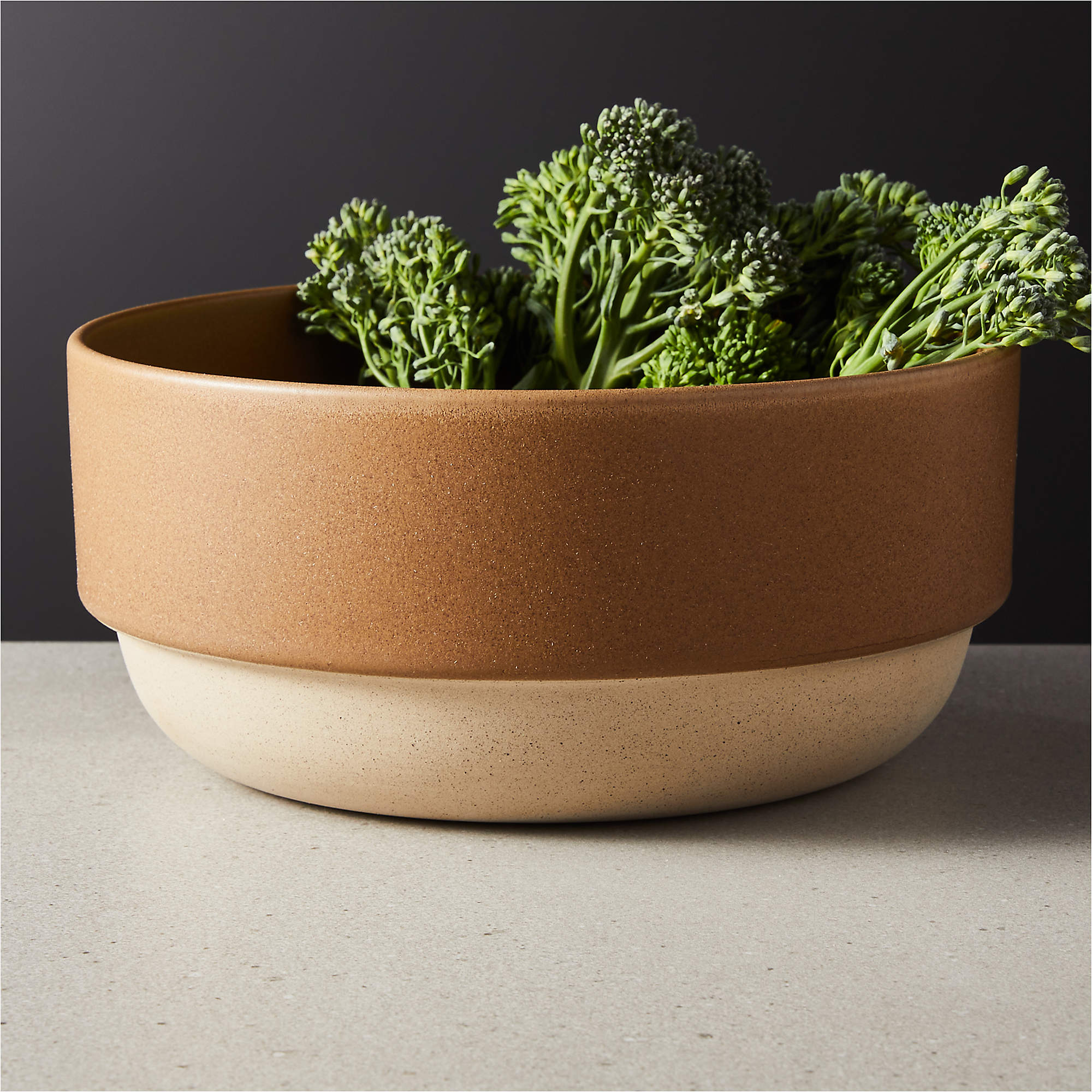 Axel Caramel Serving Bowl