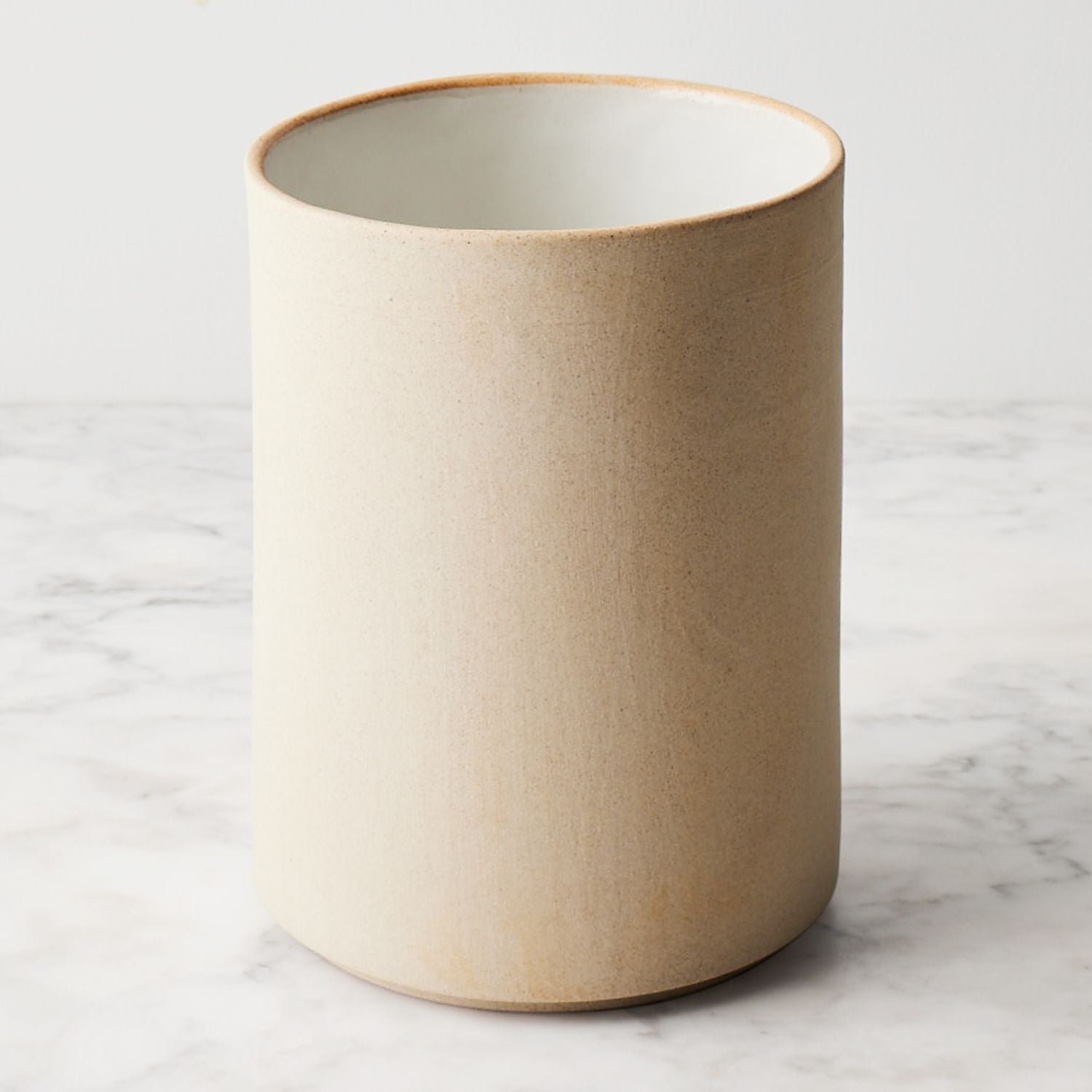 Convivial Minimal Utensil Crock