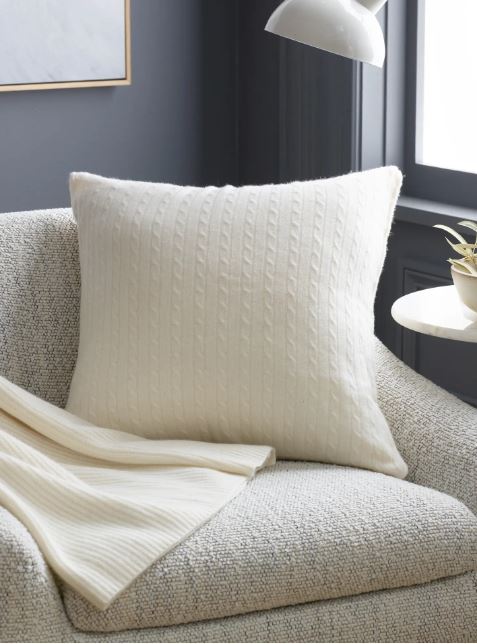 Cable Knit Cashmere Pillow Cover