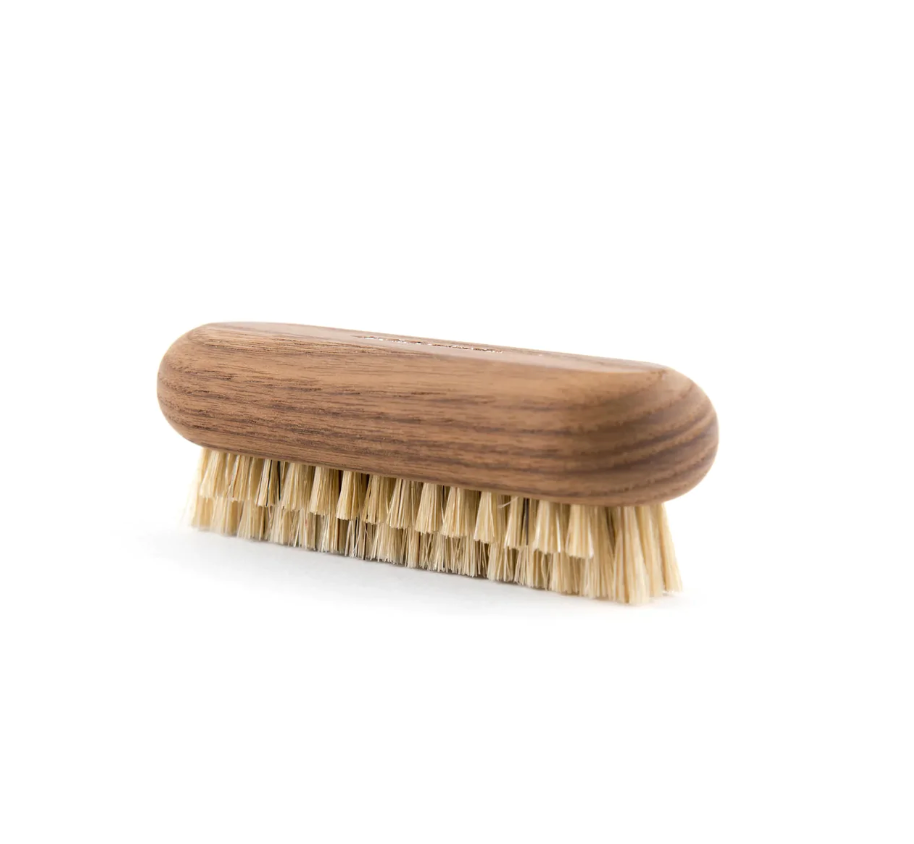 Andrée Jardin Heritage Ash Wood Nail Brush