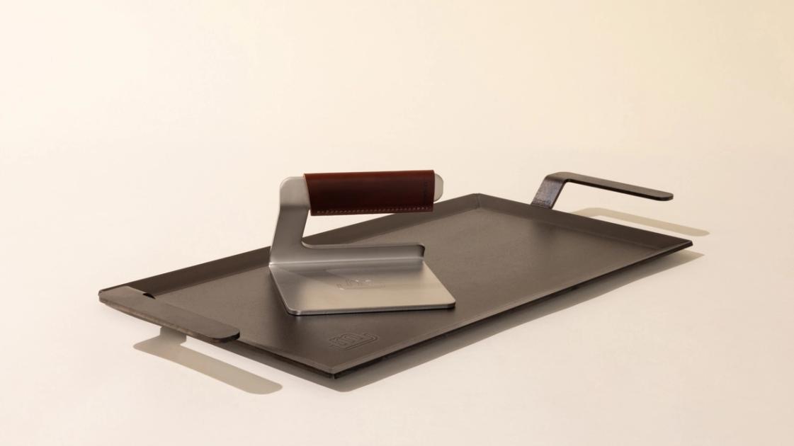 Carbon Steel Griddle & Press