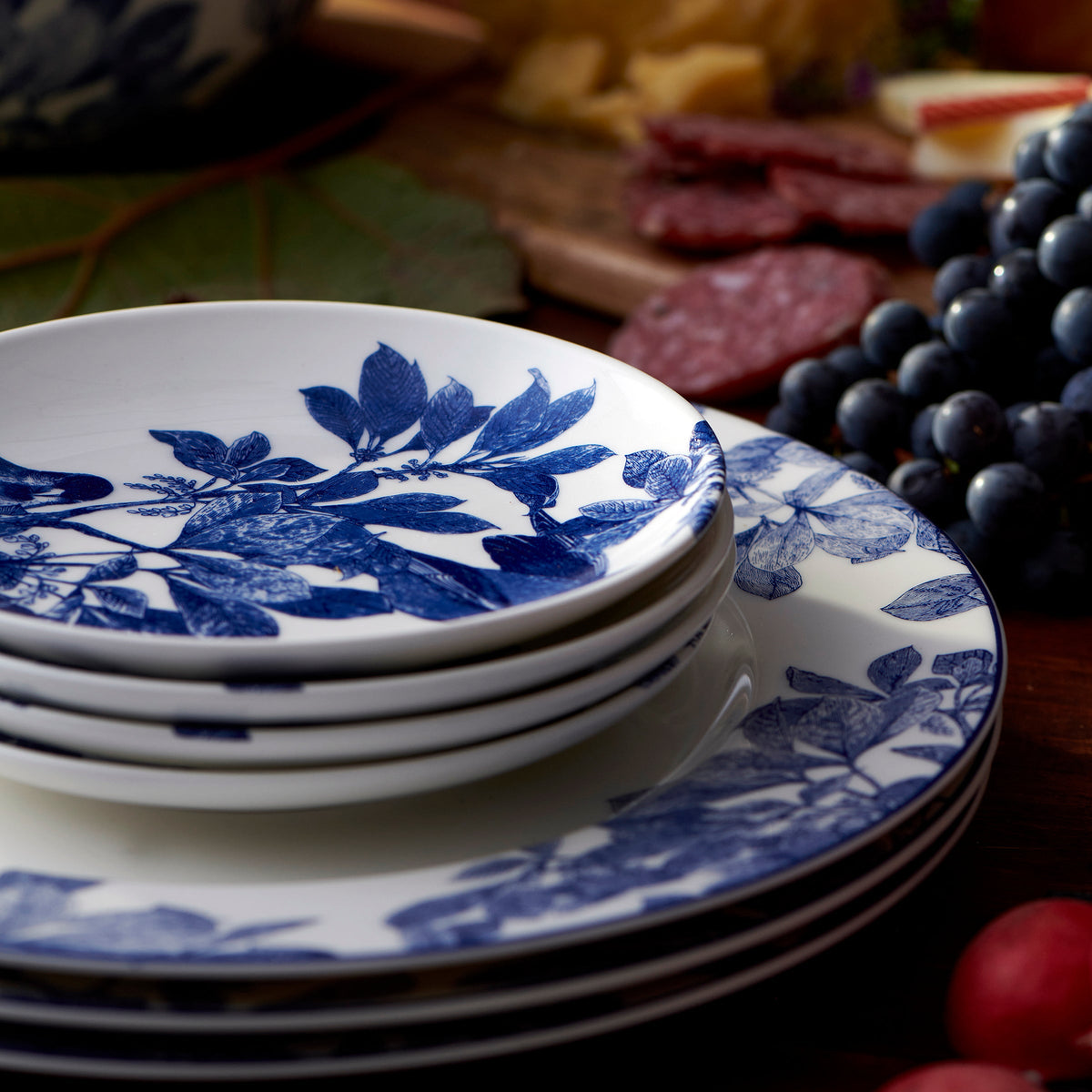 Blue Arbor Dinner Plate - Caskata