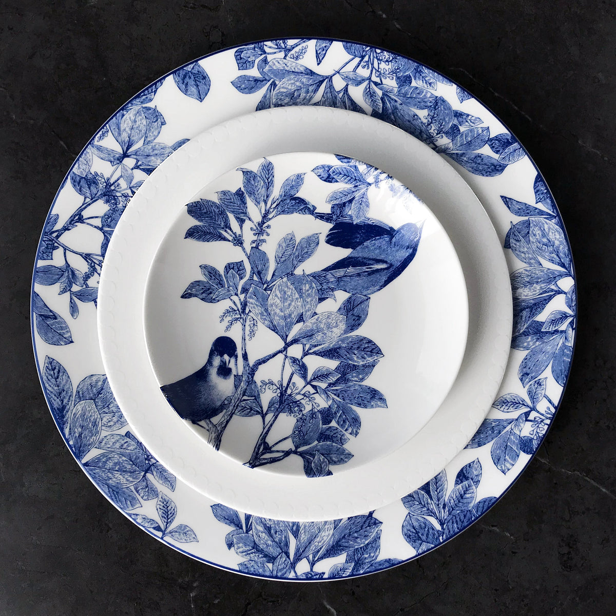 Blue Arbor Dinner Plate - Caskata