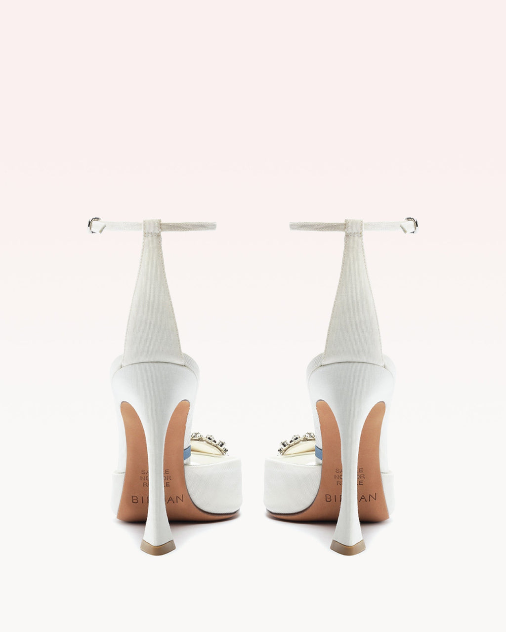 Isla Bridal 100 in Off White & Crystal