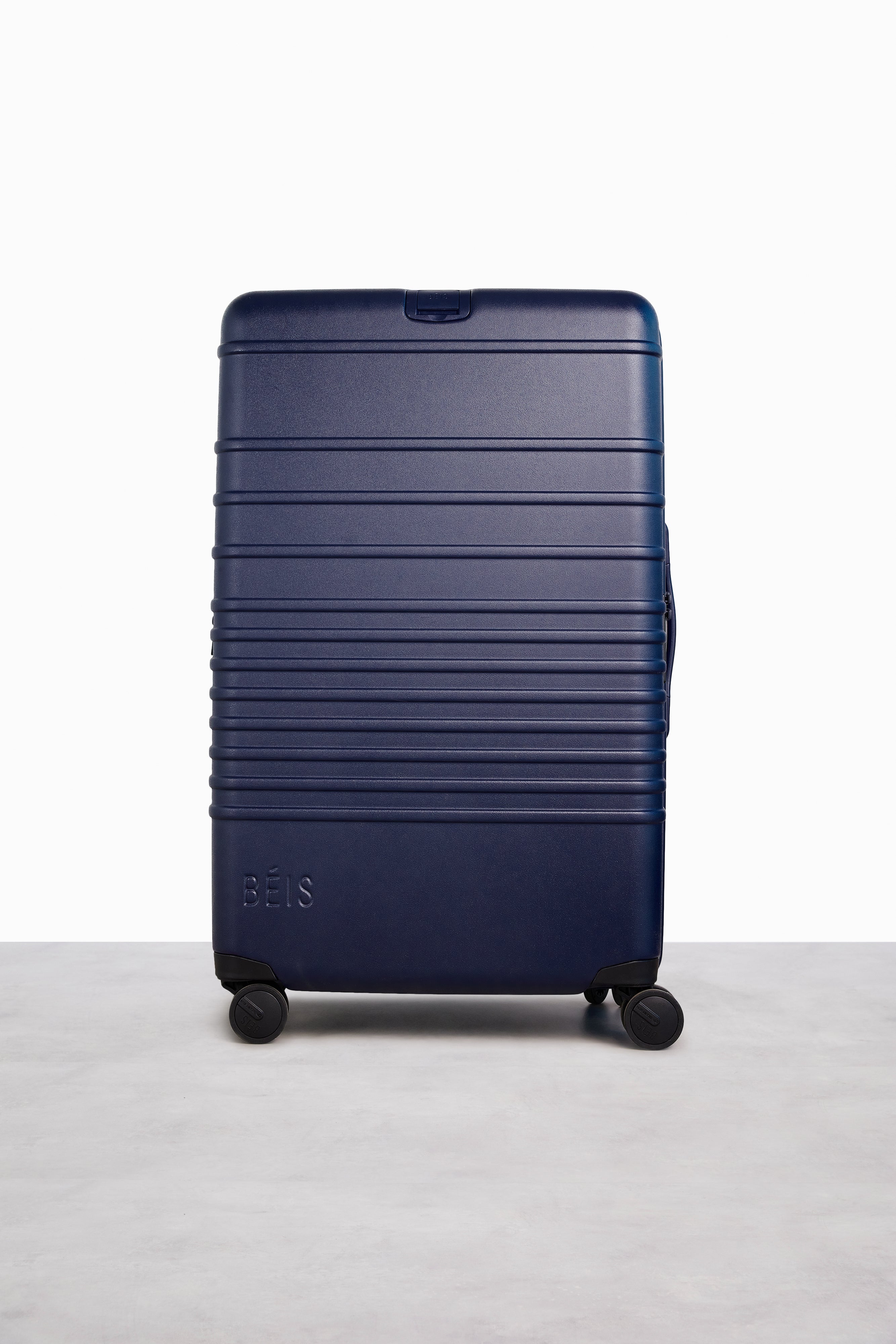 The 29" Large Check-In Roller