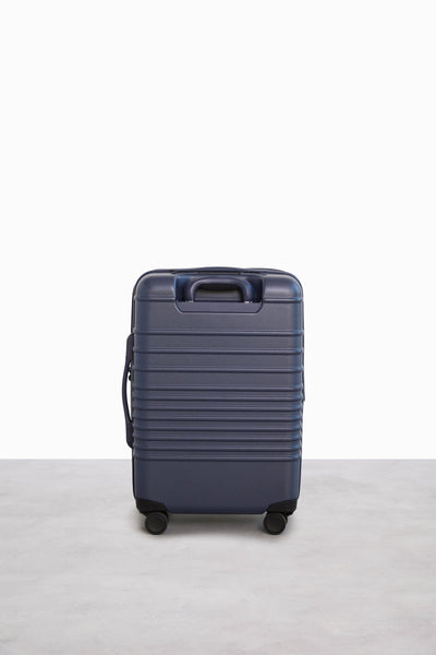 Béis Carry On