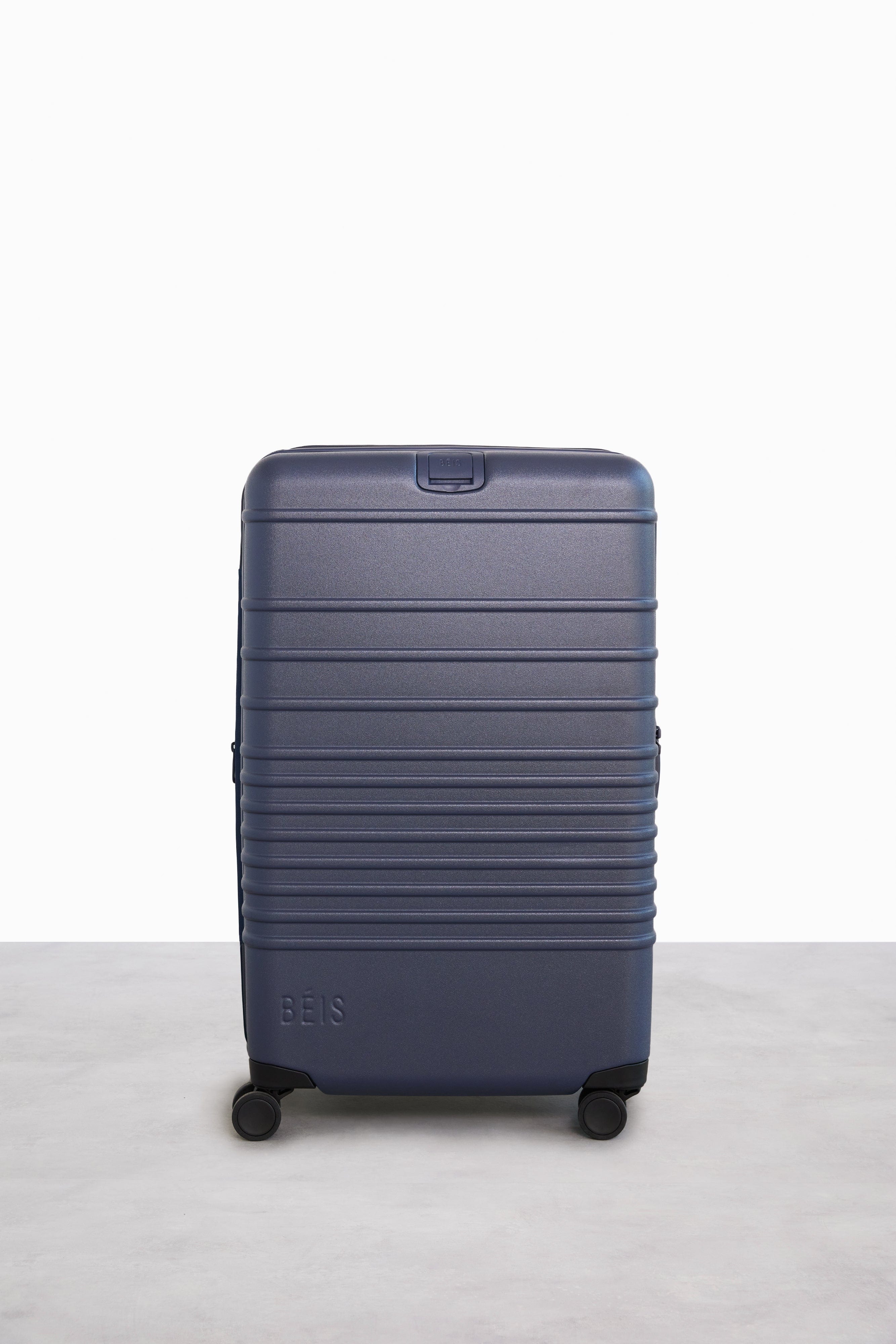 26" Medium Check-In Roller: Color - Navy