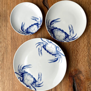 Crabs Blue Coupe Dinner Plate - Caskata