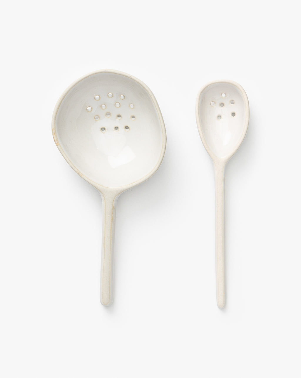 Cream Stoneware Strainer Spoon (Small)