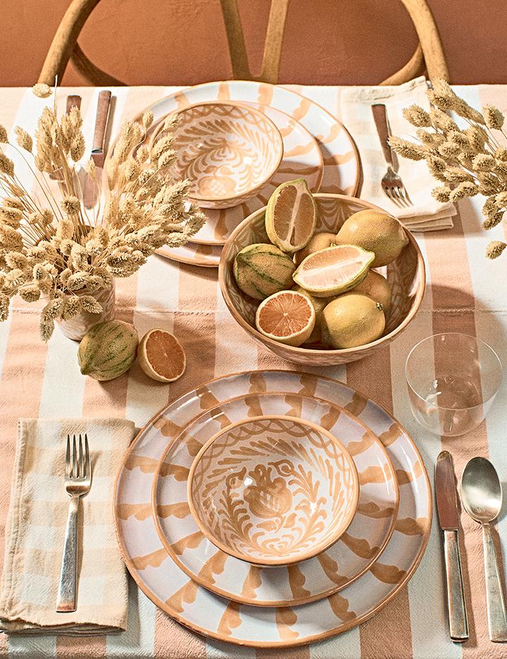 Casa Melocoton Salad Plate With Candy Cane Stripes