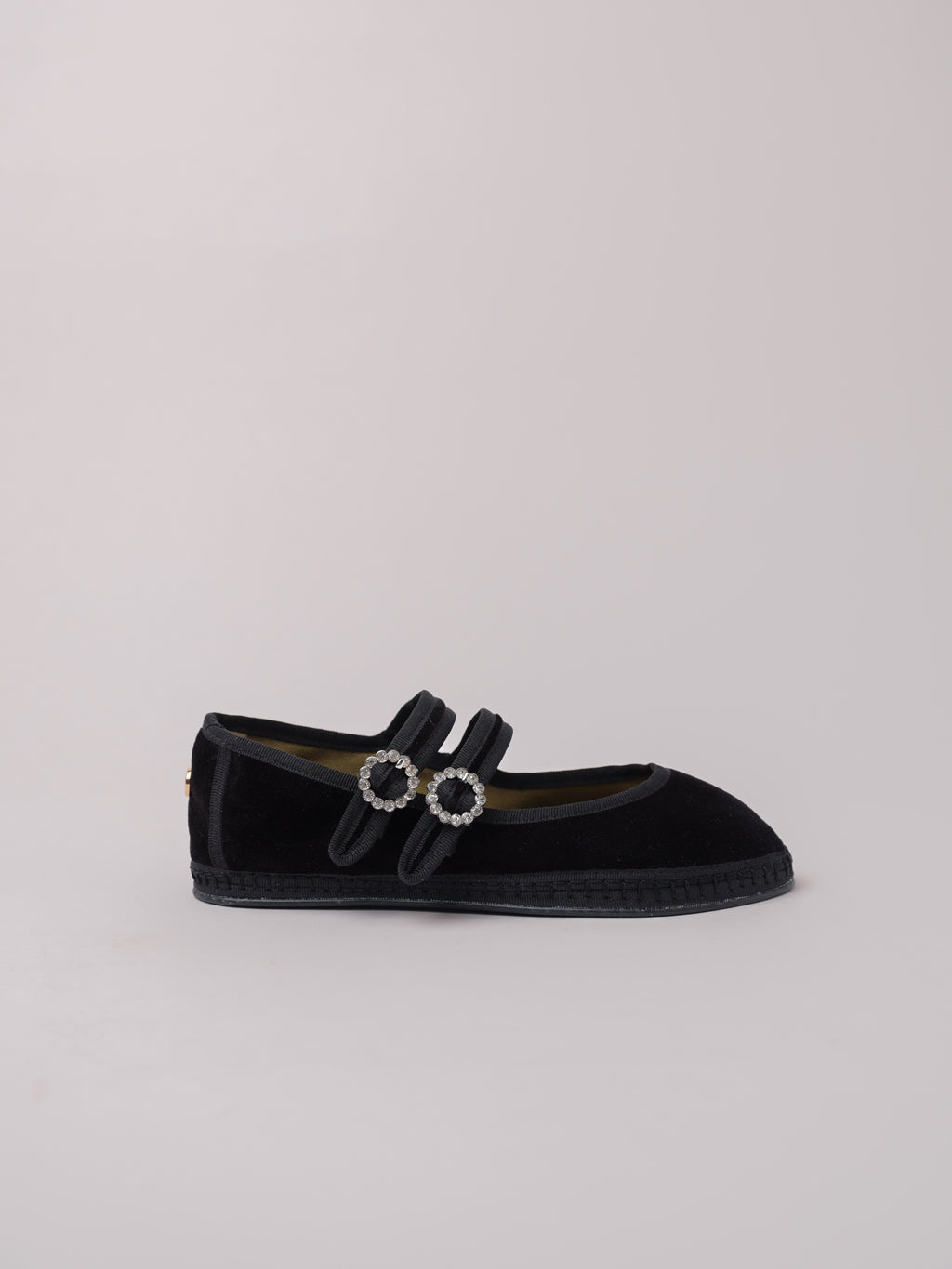 Tocoto vintage black velvet best sale mary janes