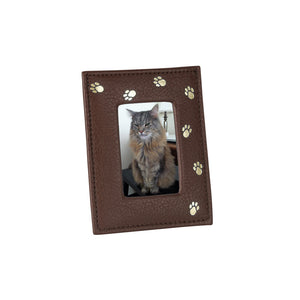 Pet Frame in Pebble Grain Leather