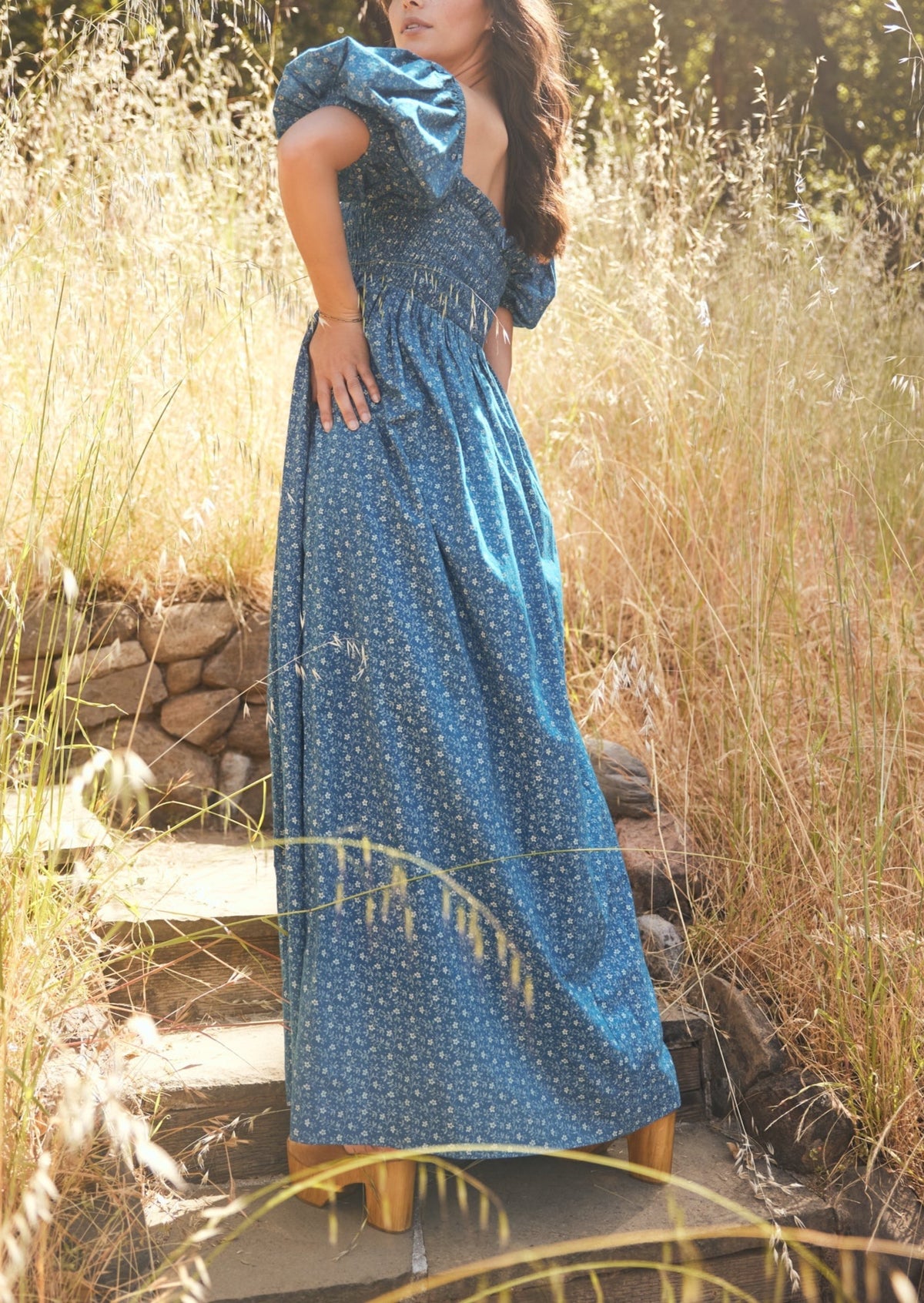 Aurora Puff Sleeve Maxi Dress in Queen Blue Mini Alabaster Floral