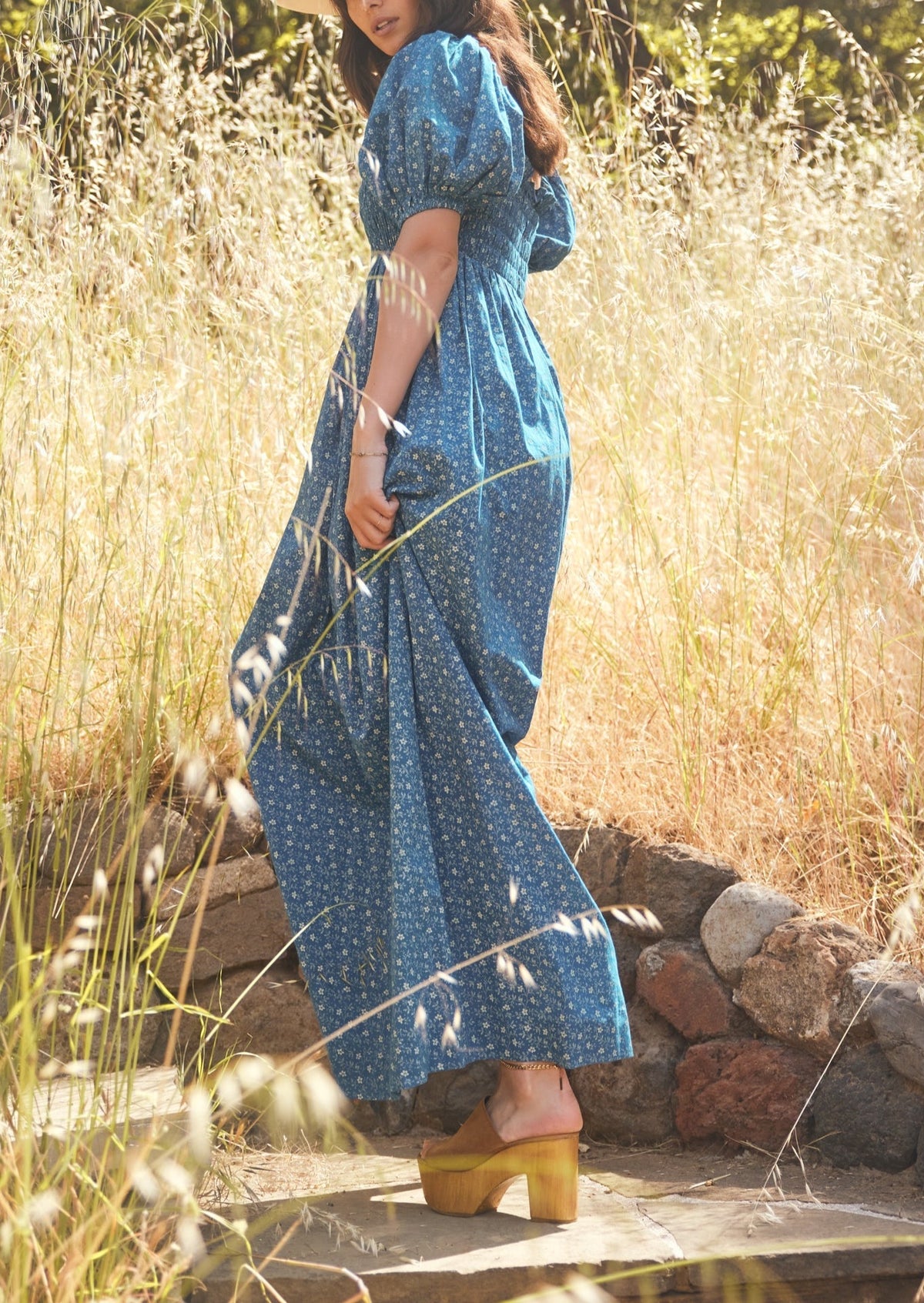 Aurora Puff Sleeve Maxi Dress in Queen Blue Mini Alabaster Floral